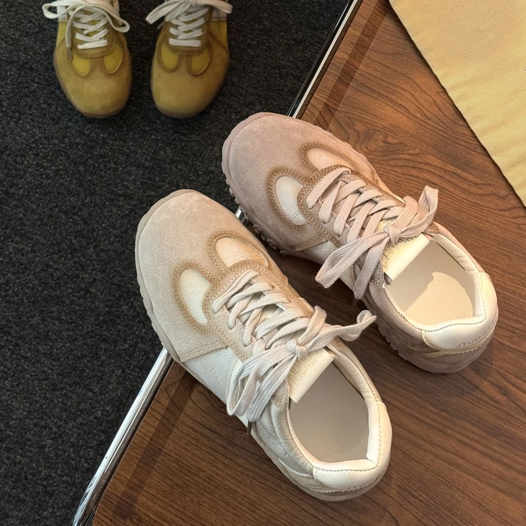 贾不假女款休闲平底德训鞋2025新款秋季爆款百搭复古阿甘鞋显腿长