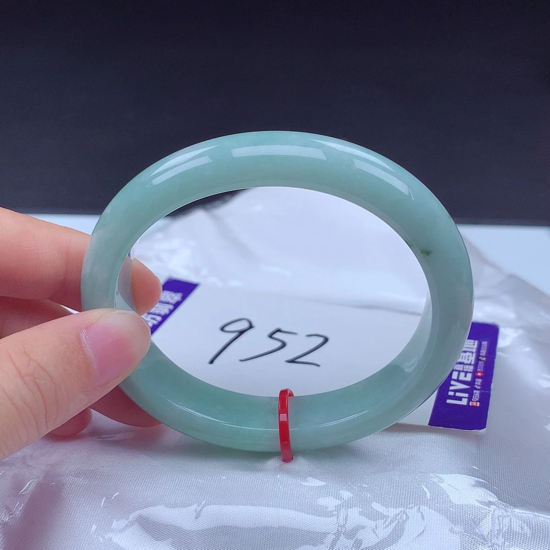 翡翠手镯（贵妃镯）未镶嵌001489