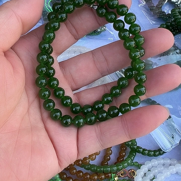 项链未镶嵌和田玉（碧玉）