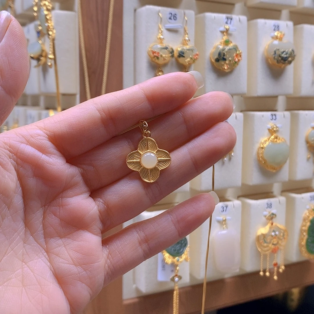 和田玉银S925镶嵌颈饰