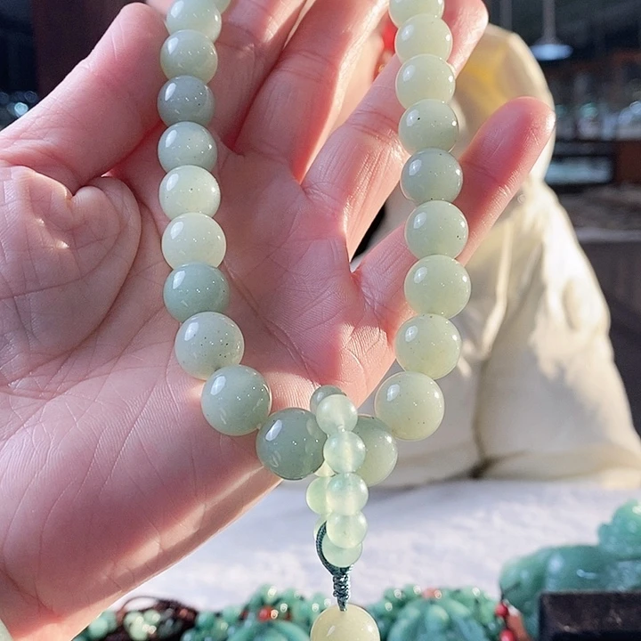 密玉（石英质玉）毛衣链未镶嵌