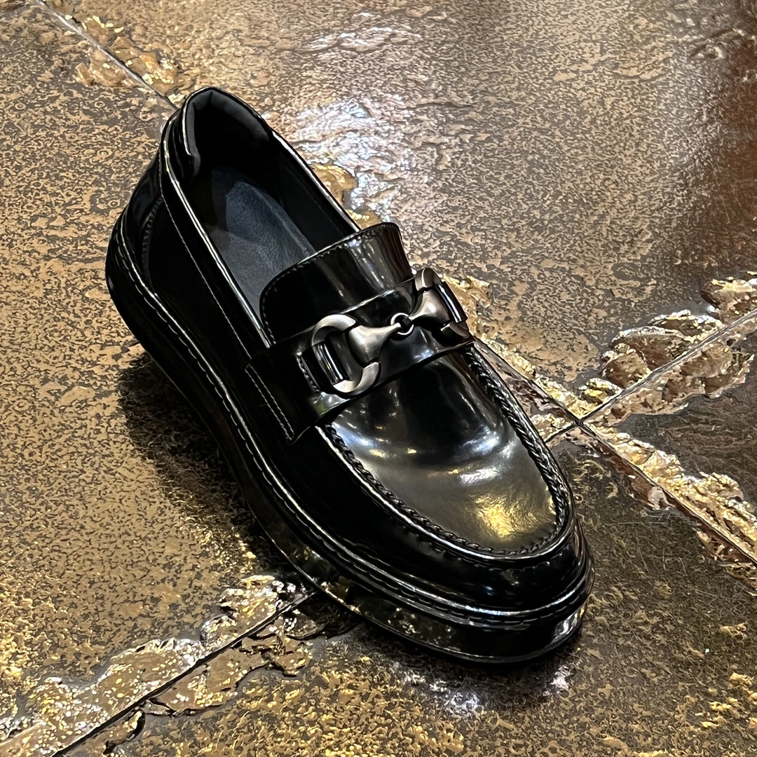 LEDS 男鞋 13151501 新款时尚百搭开边珠亮面皮鞋