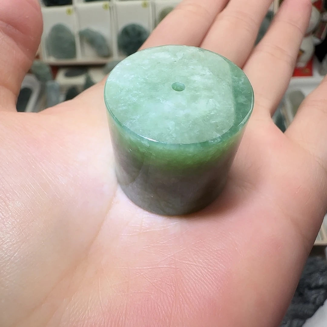 未镶嵌定制翡翠大威天龙翡翠定制