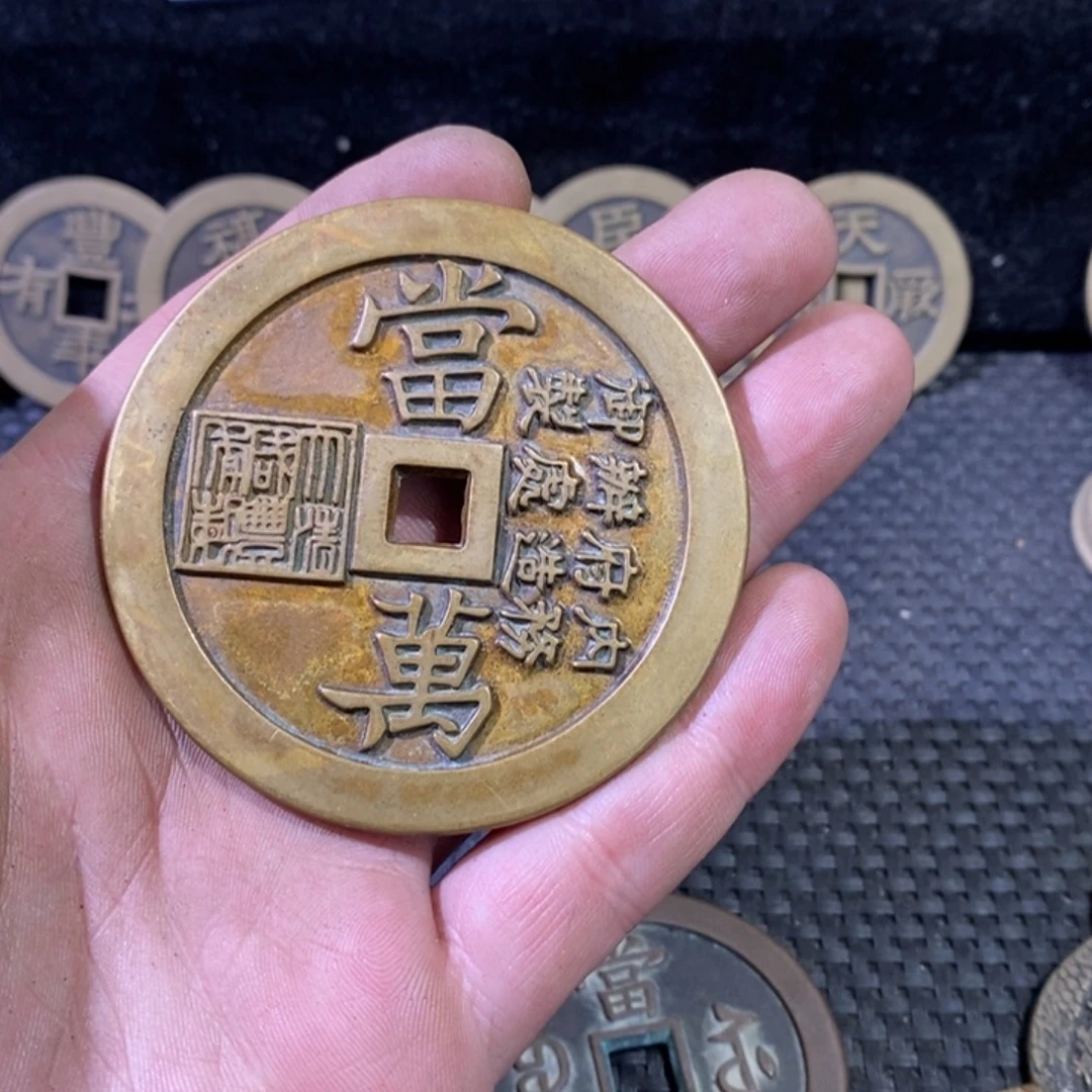 快***遥铜翻砂铸造现代工艺品