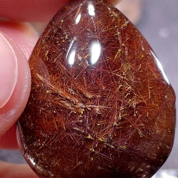 Y***6未镶嵌颈饰发晶钛晶