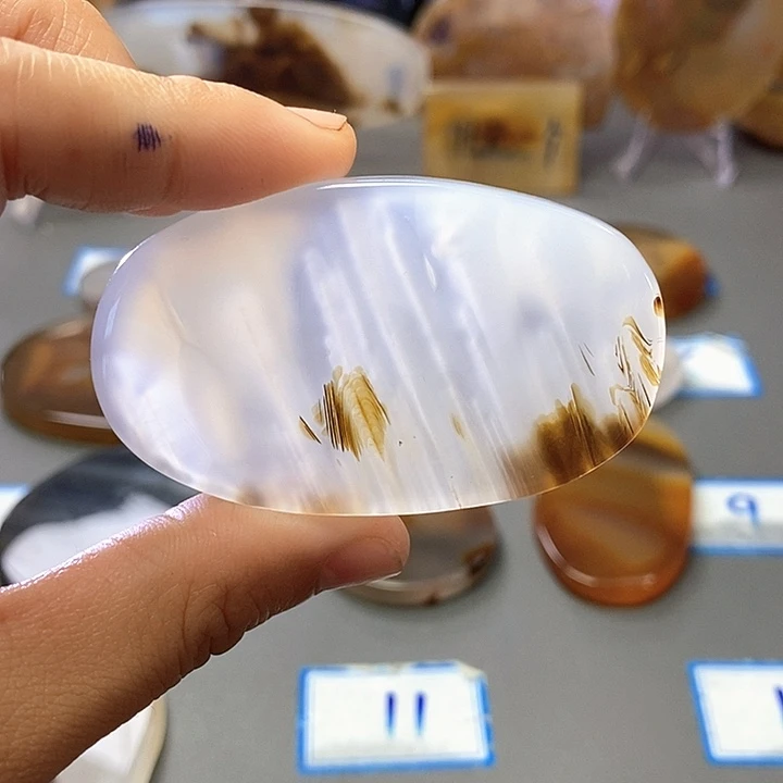 玛瑙/玉髓未镶嵌珠宝半成品