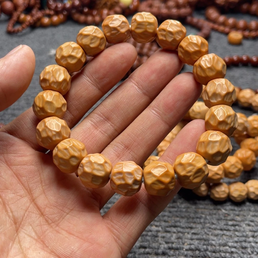 猴头核桃手串14左右一代龙蛇之变。体验款