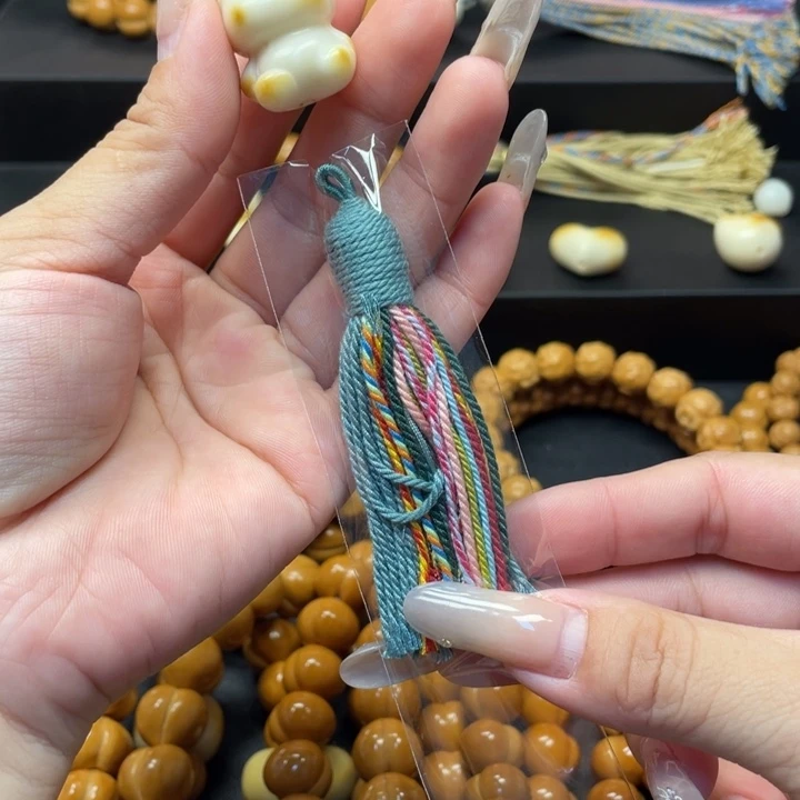 A***姐猴头核桃手串小熊流苏