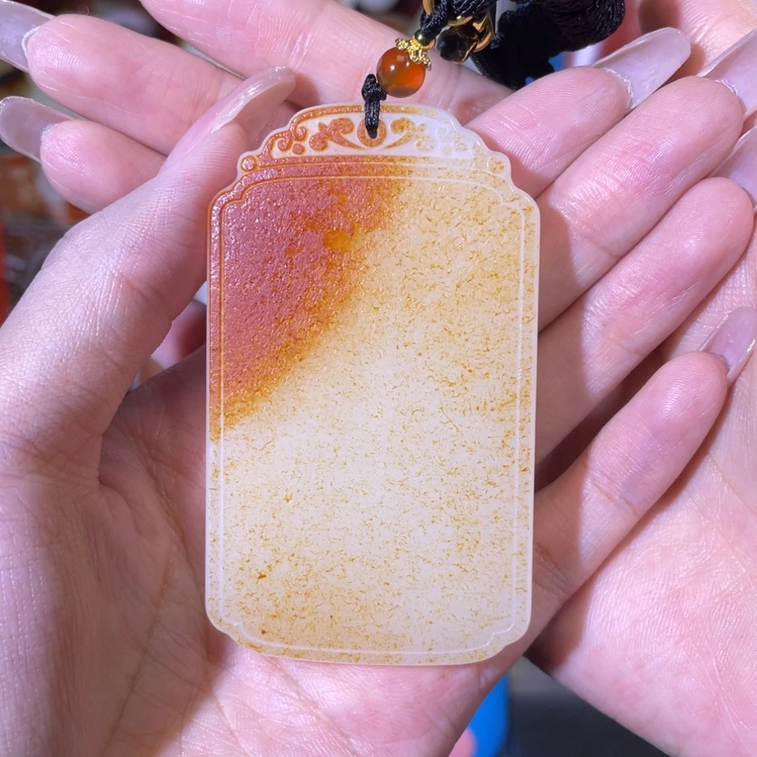 浮***朵和田玉未镶嵌挂件