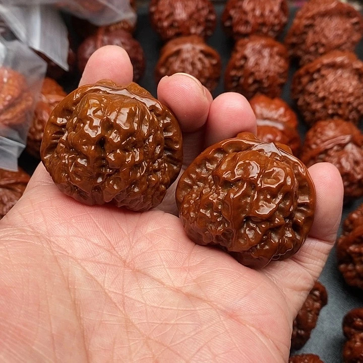 猴头核桃吊坠斯****生蛤蟆头