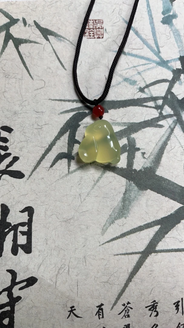 纯天然国石岫玉，白兔，商品多样化随机发货