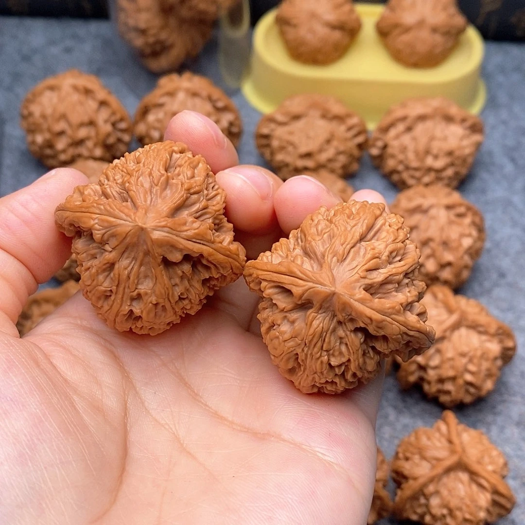 文玩核桃把件那就是40全品