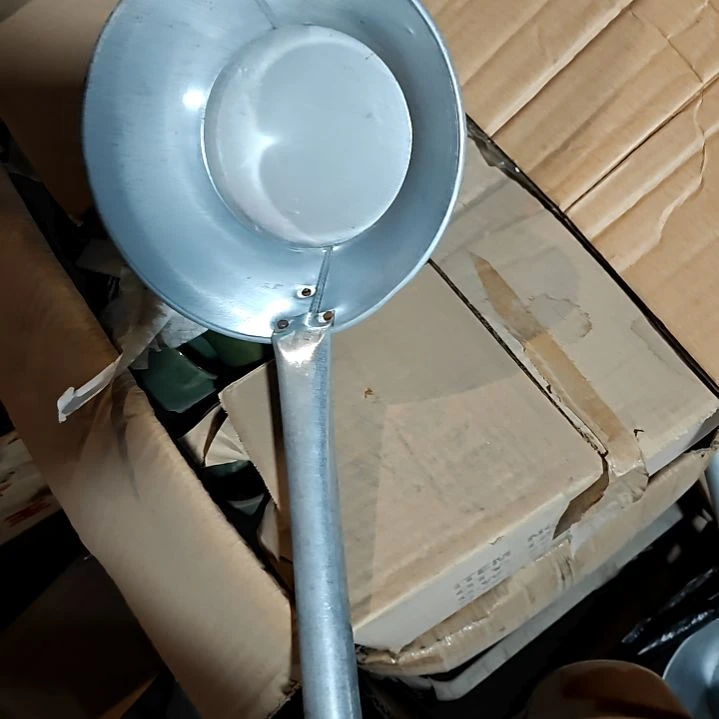 摆件盘子碗茶壶啥都有