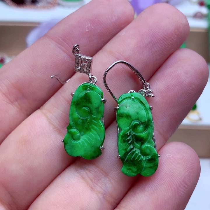 翡翠未镶嵌耳饰耳饰