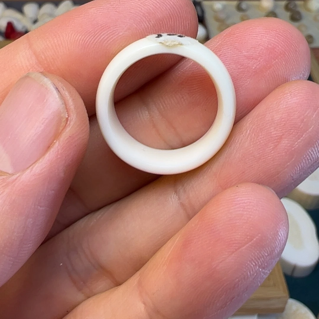 ****树脂制品独独纯肉内径17+戒圈