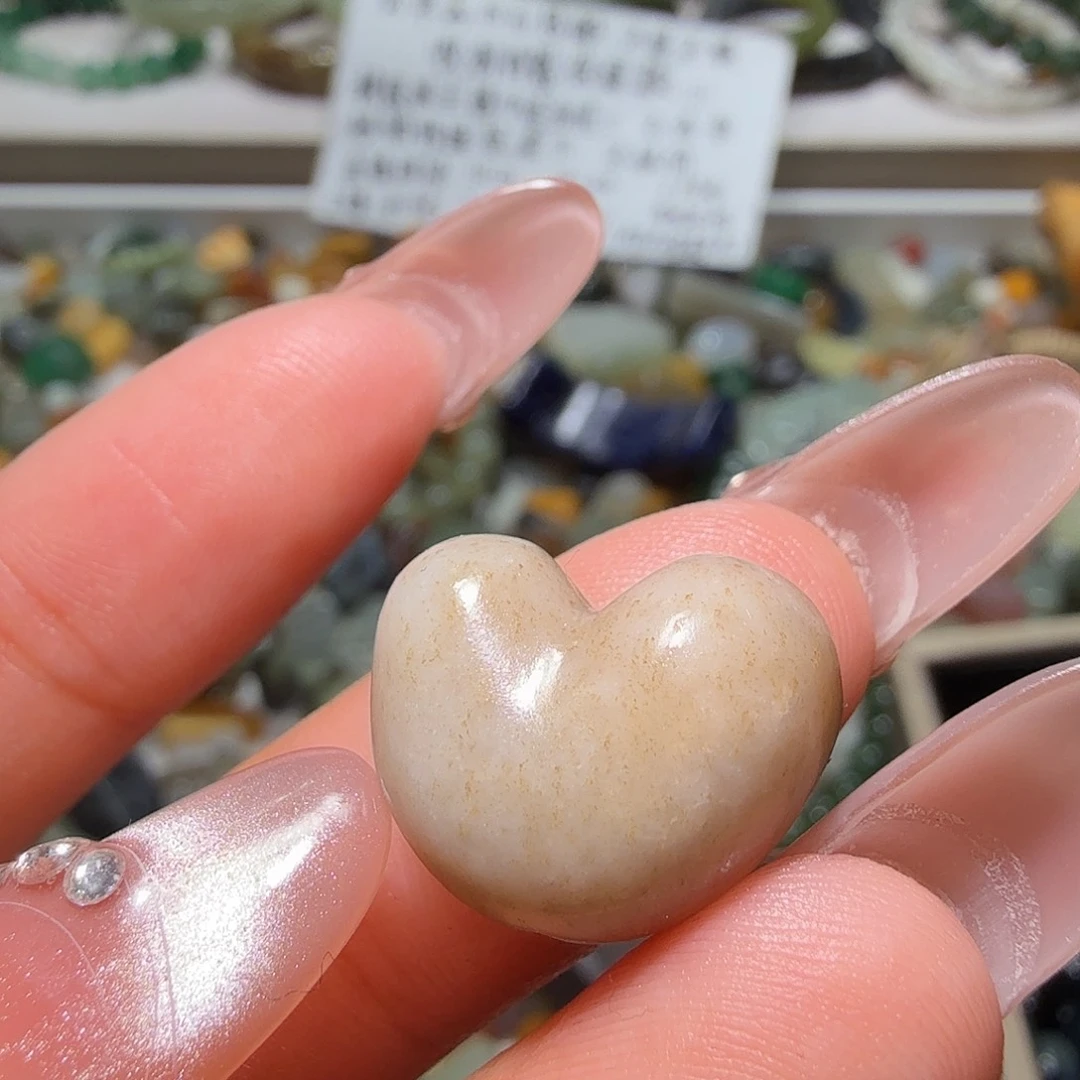 和田玉未镶嵌珠宝奇石