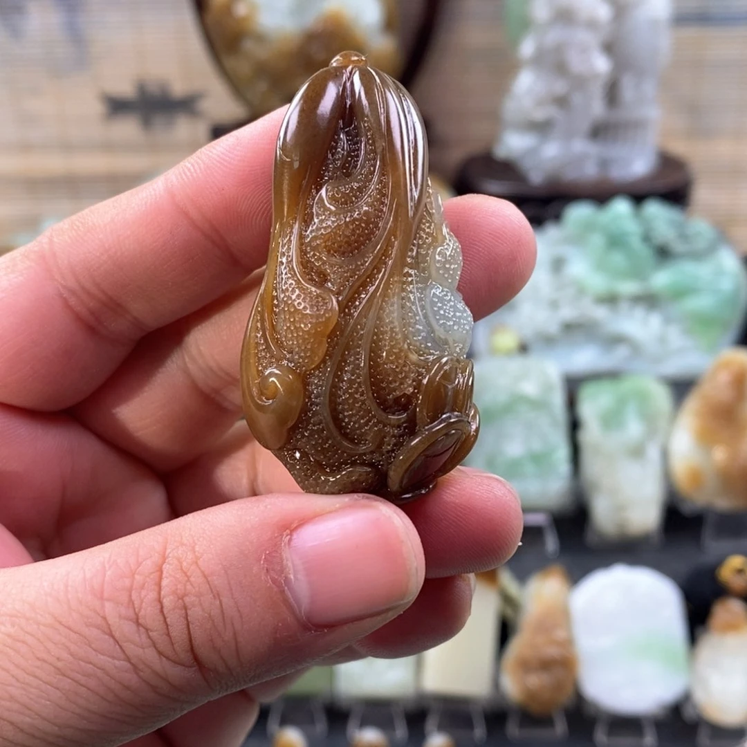 和田玉颈饰未镶嵌新****司