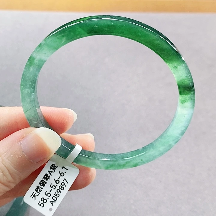【闪购商品】未镶嵌手镯翡翠