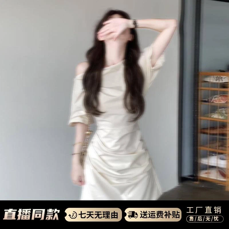 法式气质高级感斜肩独特漂亮掐腰连衣裙子女夏季2025新款褶皱收腰