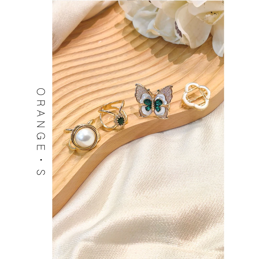 【优雅信物·丝巾扣】甄选丝巾四款 金色轻奢优雅 点亮颈间风情