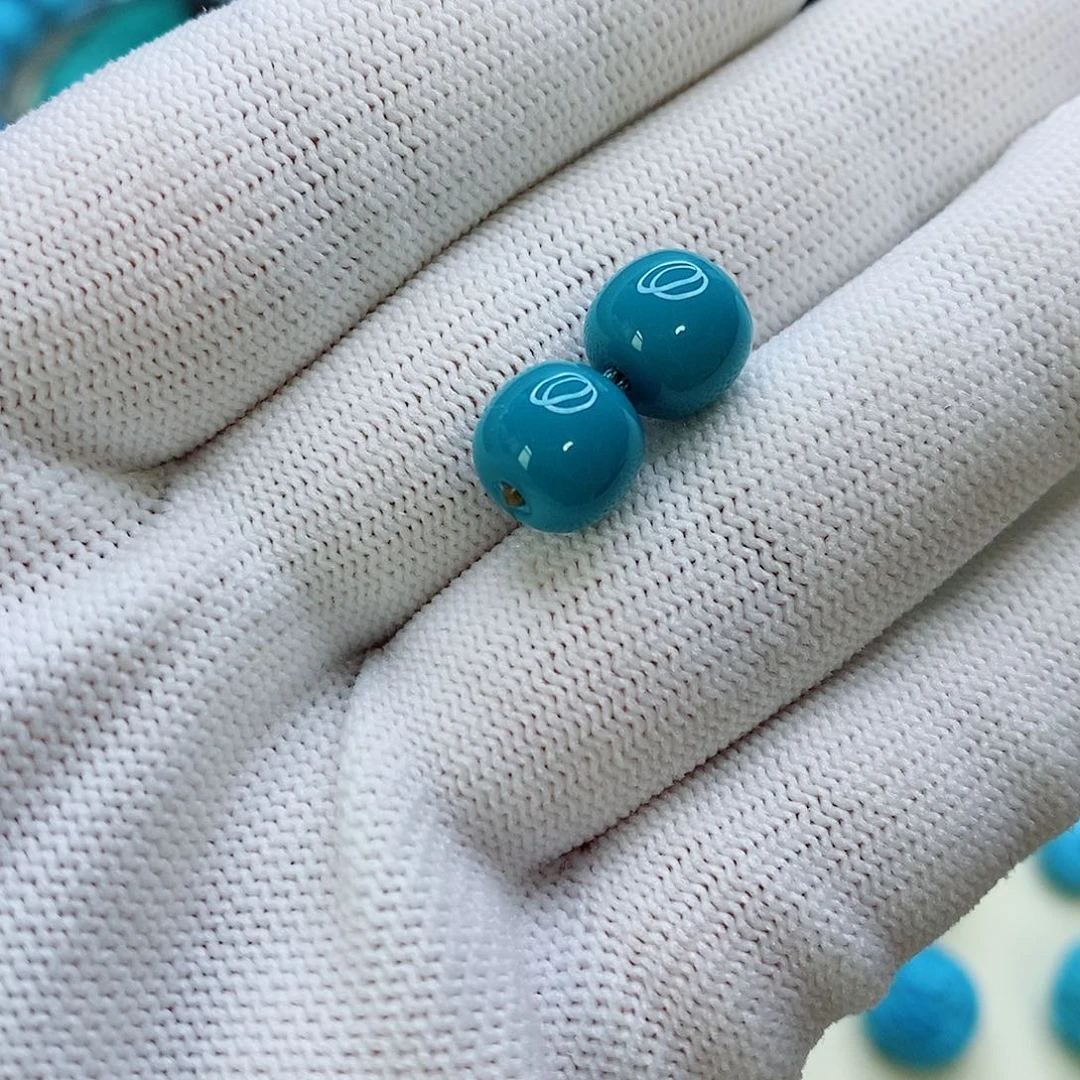一对卡8.8mm蓝绿色玉化料