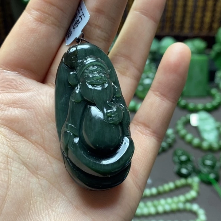 和田玉吊坠未镶嵌