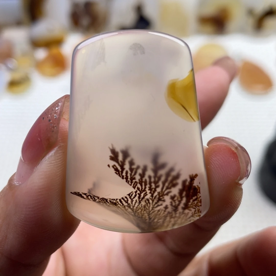 玛瑙/玉髓未镶嵌颈饰