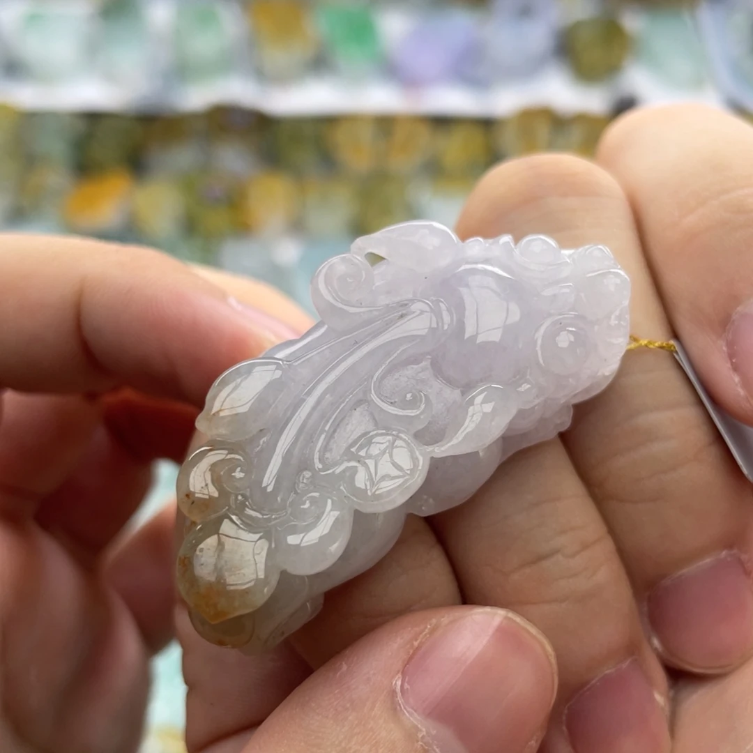 翡翠未镶嵌颈饰貔貅5