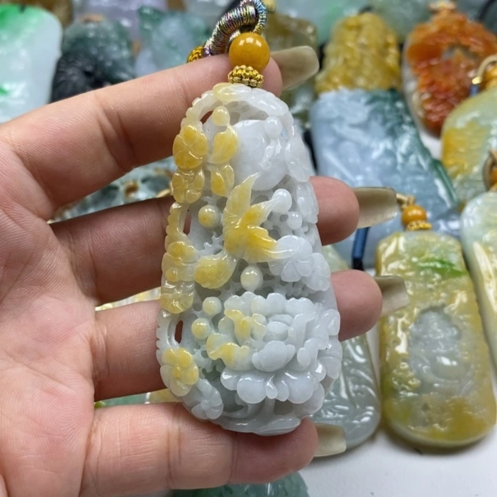 翡翠未镶嵌颈饰天然a货翡翠