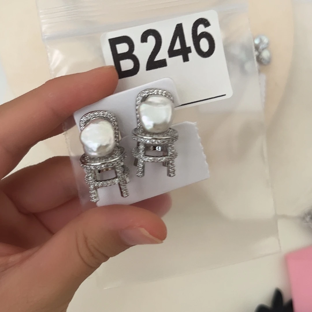 合金淡水珍珠耳饰