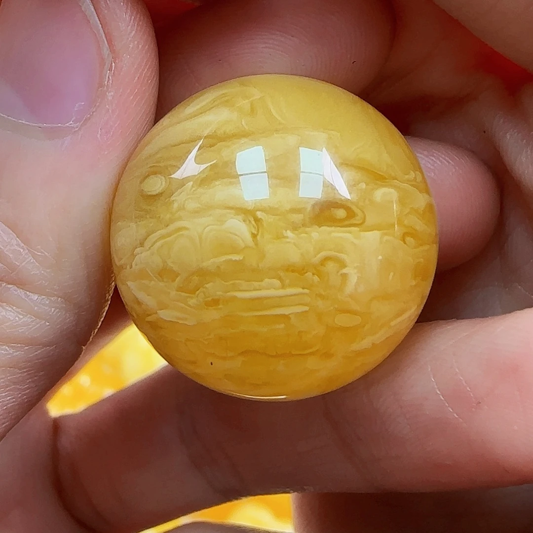 蜜蜡未镶嵌珠宝奇石