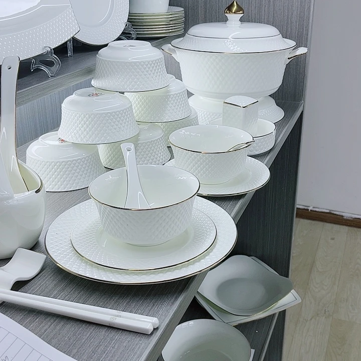 景德镇陶瓷学院教授等