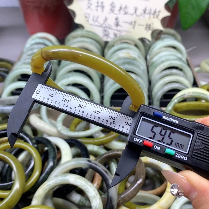 蛇纹石玉合金手镯19