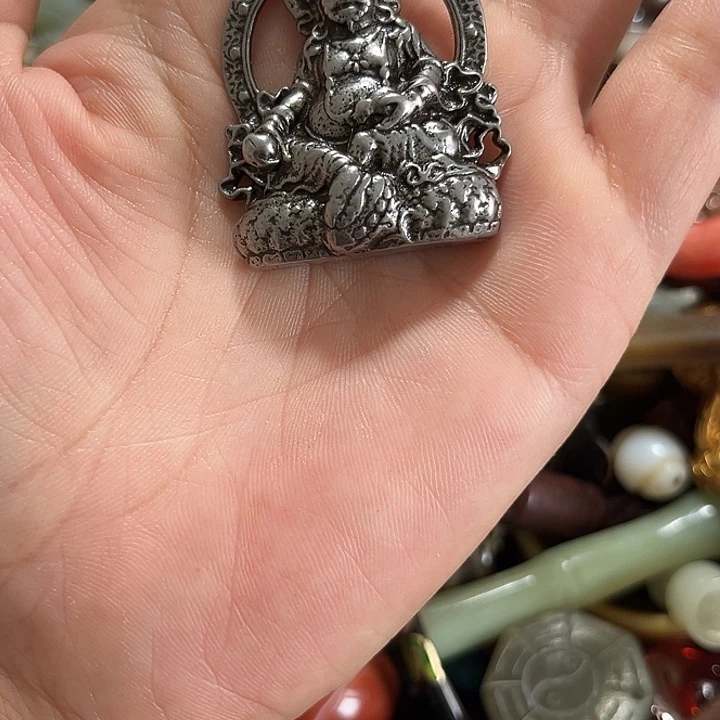 淡***色大理石铁合金这两句歌词真的让他好爱