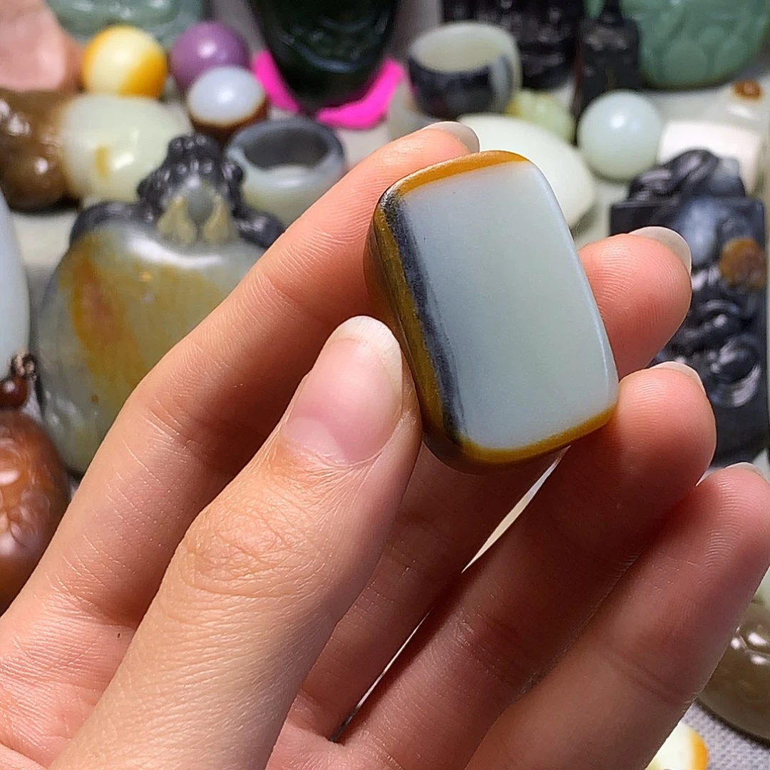 颈饰未镶嵌和田玉读**懿