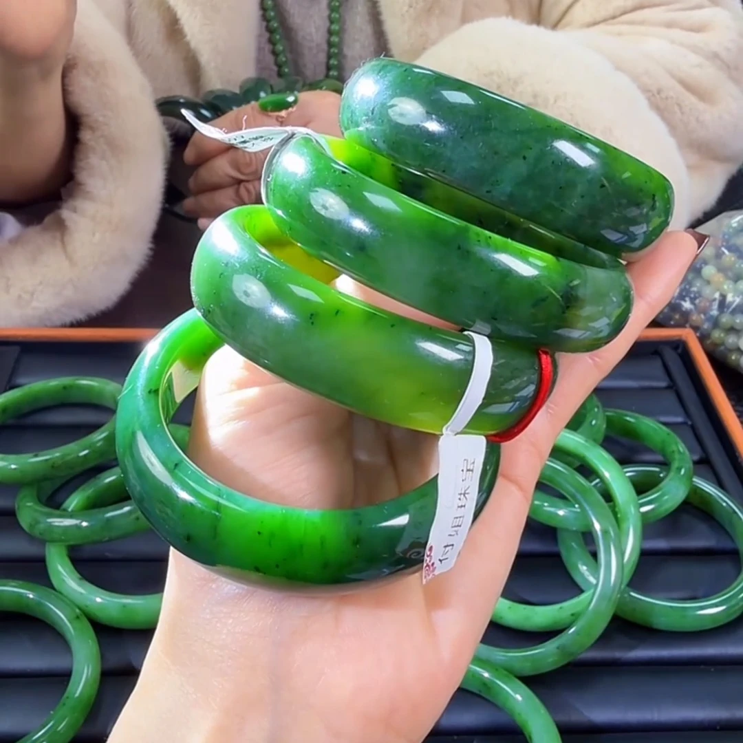 和田玉（碧玉）未镶嵌手镯多样性发货 拍一发一
