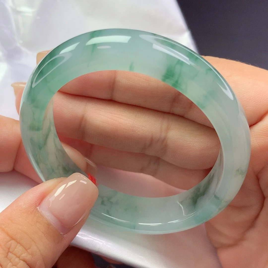 【闪购商品】翡翠手镯未镶嵌贵妃a 818570