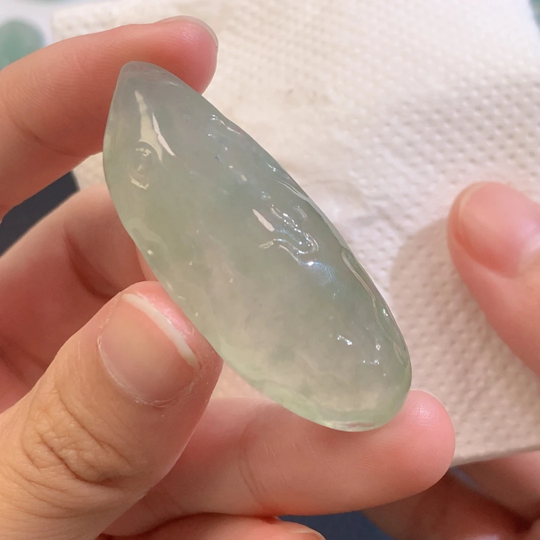 翡翠未镶嵌吊坠(不含链)39