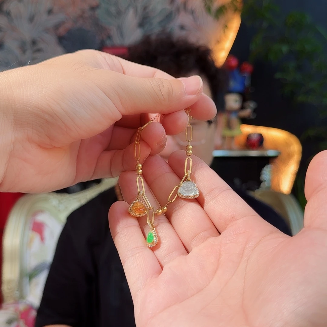 翡翠18K金镶嵌手链手串