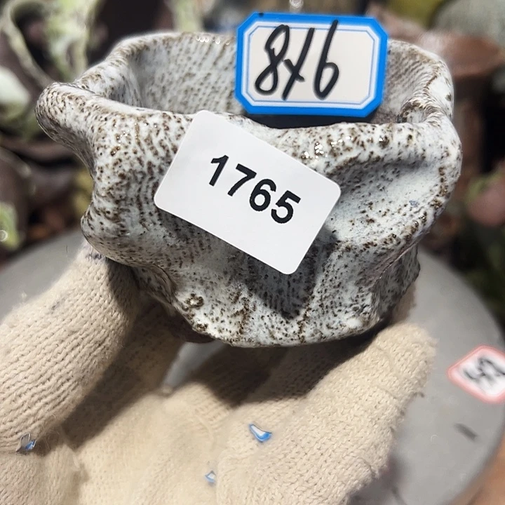 粗陶花盆，现在都手工花盆制作就这样