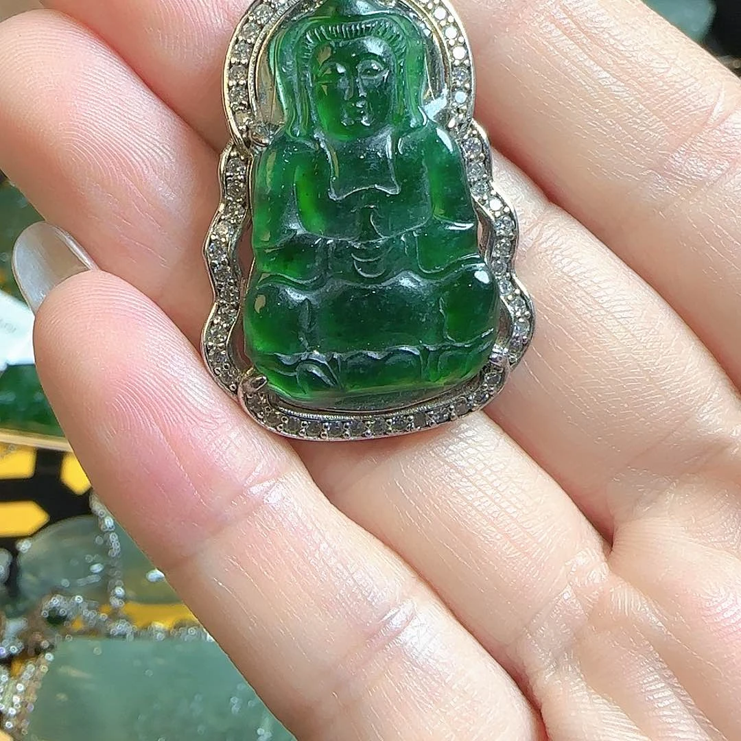 颈饰未镶嵌翡翠翡翠