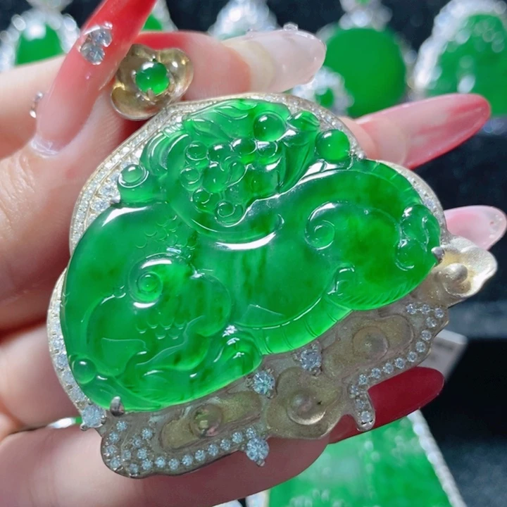 翡翠颈饰银S925镶嵌