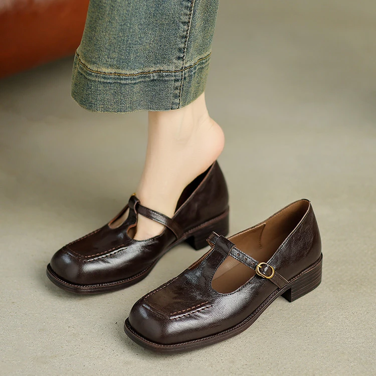 浅口单鞋2025年春季粗跟新款简约单鞋