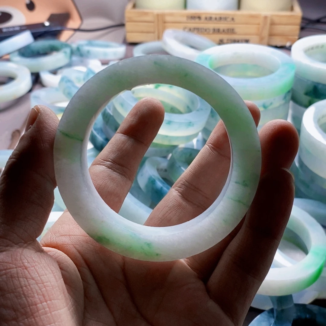 半***柔定制翡翠未镶嵌不退不换