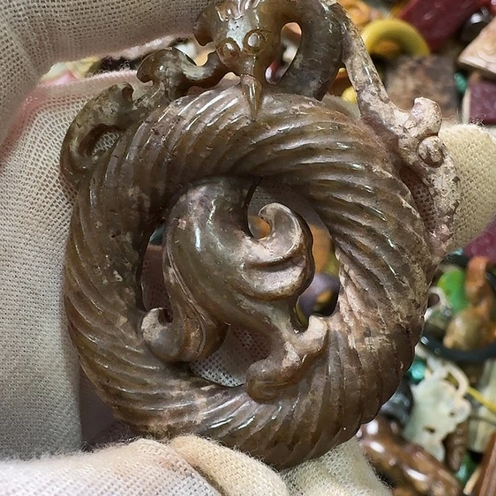 和田玉未镶嵌挂件