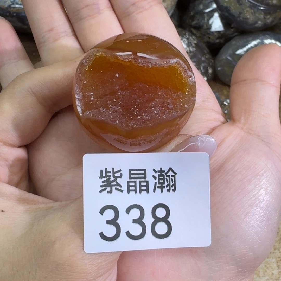 未镶嵌水晶大型摆件（非配饰）