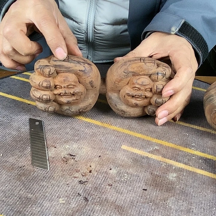 微凹黄檀（南美大红酸枝）清****0654