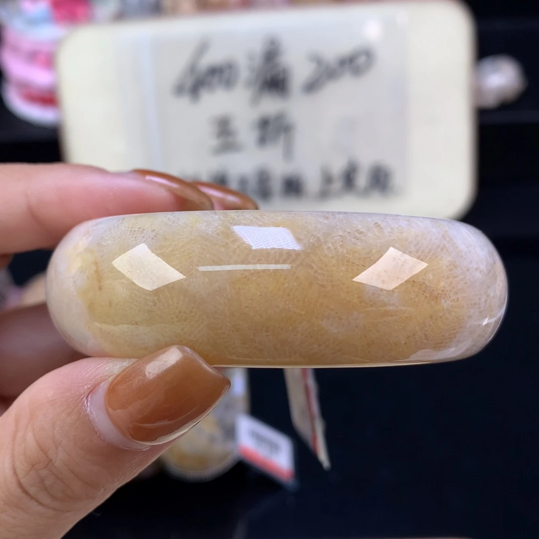 硅化珊瑚（珊瑚玉）未镶嵌颈饰五折精美手镯51.7口（78号）