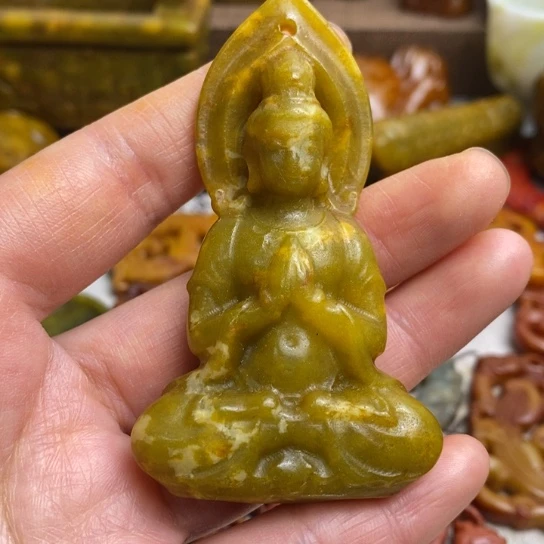 蛇纹石玉足铂镶嵌颈饰09