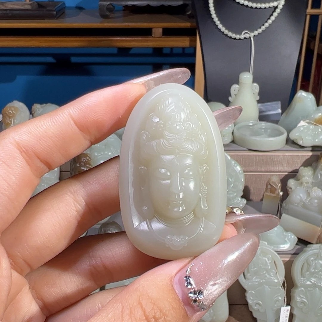 和田玉（糖玉）未镶嵌颈饰